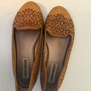 Steve Madden Brown Floral Cutout Flats